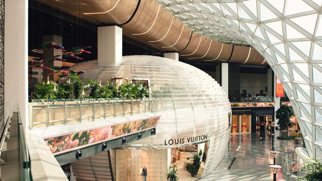 Louis Vuitton Cruise 2020 Bangkok